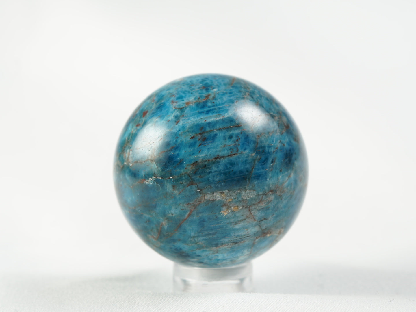 blaue Apatit Kugel