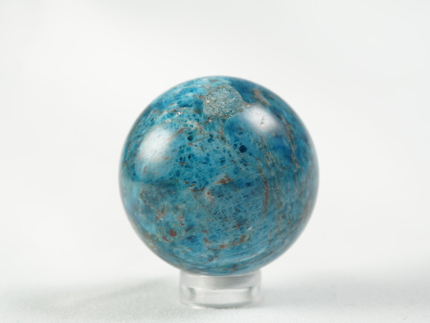 blaue Apatit Kugel