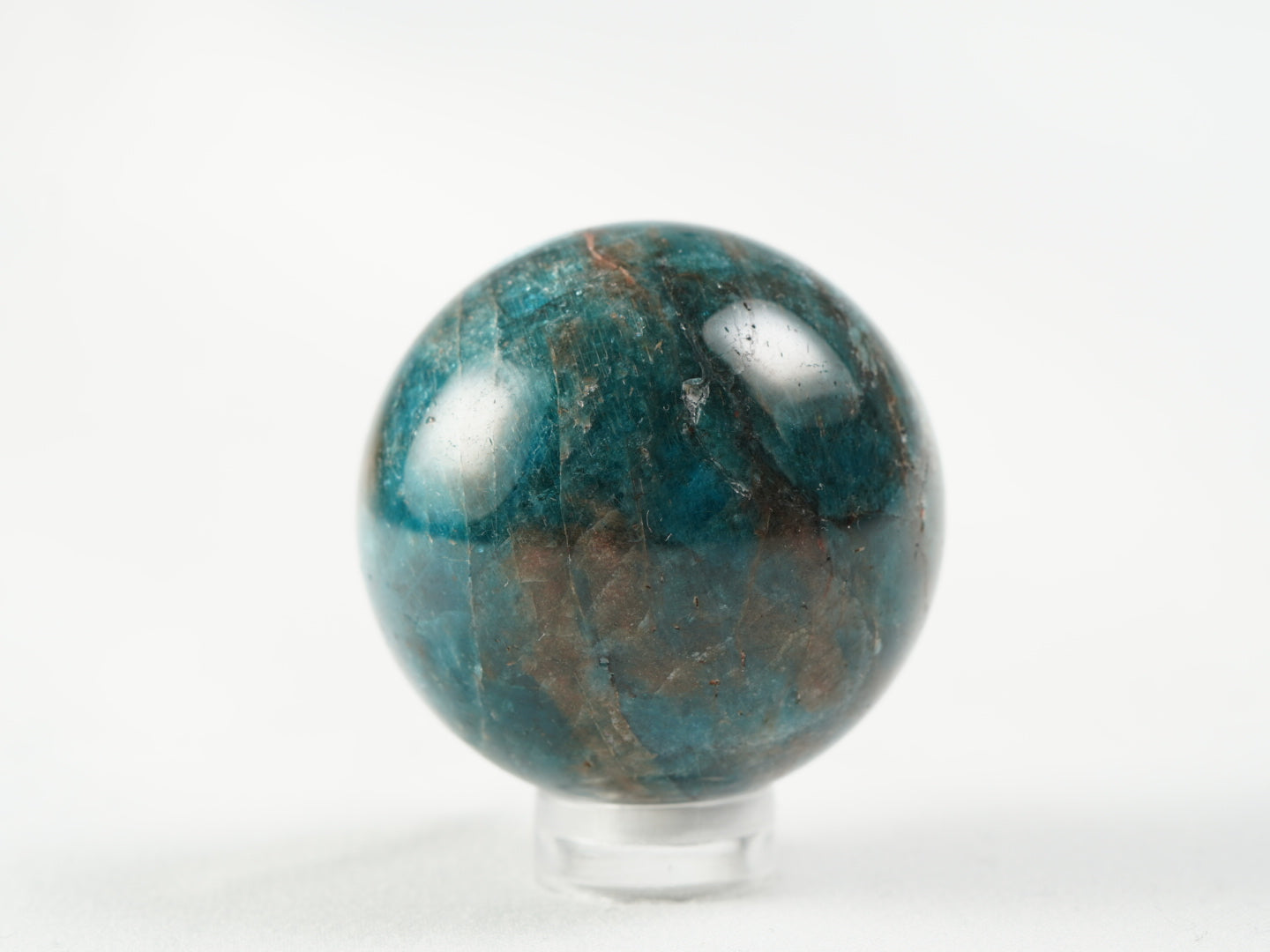 blaue Apatit Kugel